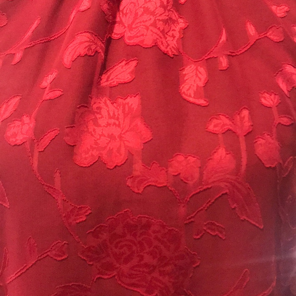 Cute dark with light red color - Picture 5 of 6